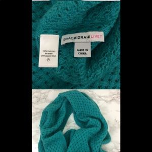 Isaac Mizrahi infinity scarf 100% cashmere